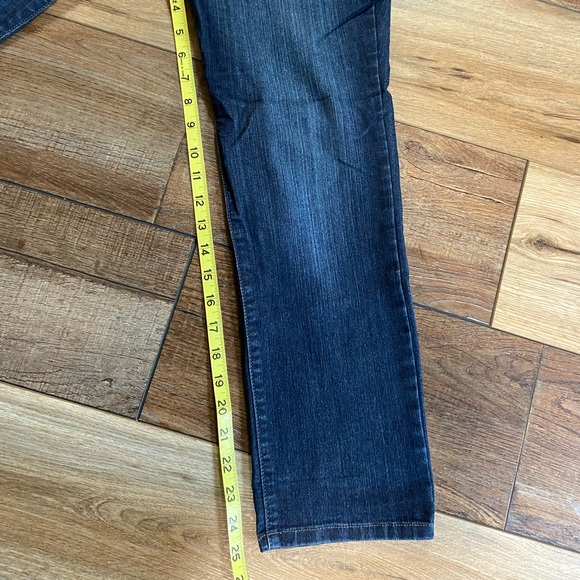 NYDJ Crop Pants Size 4P - Picture 11 of 16